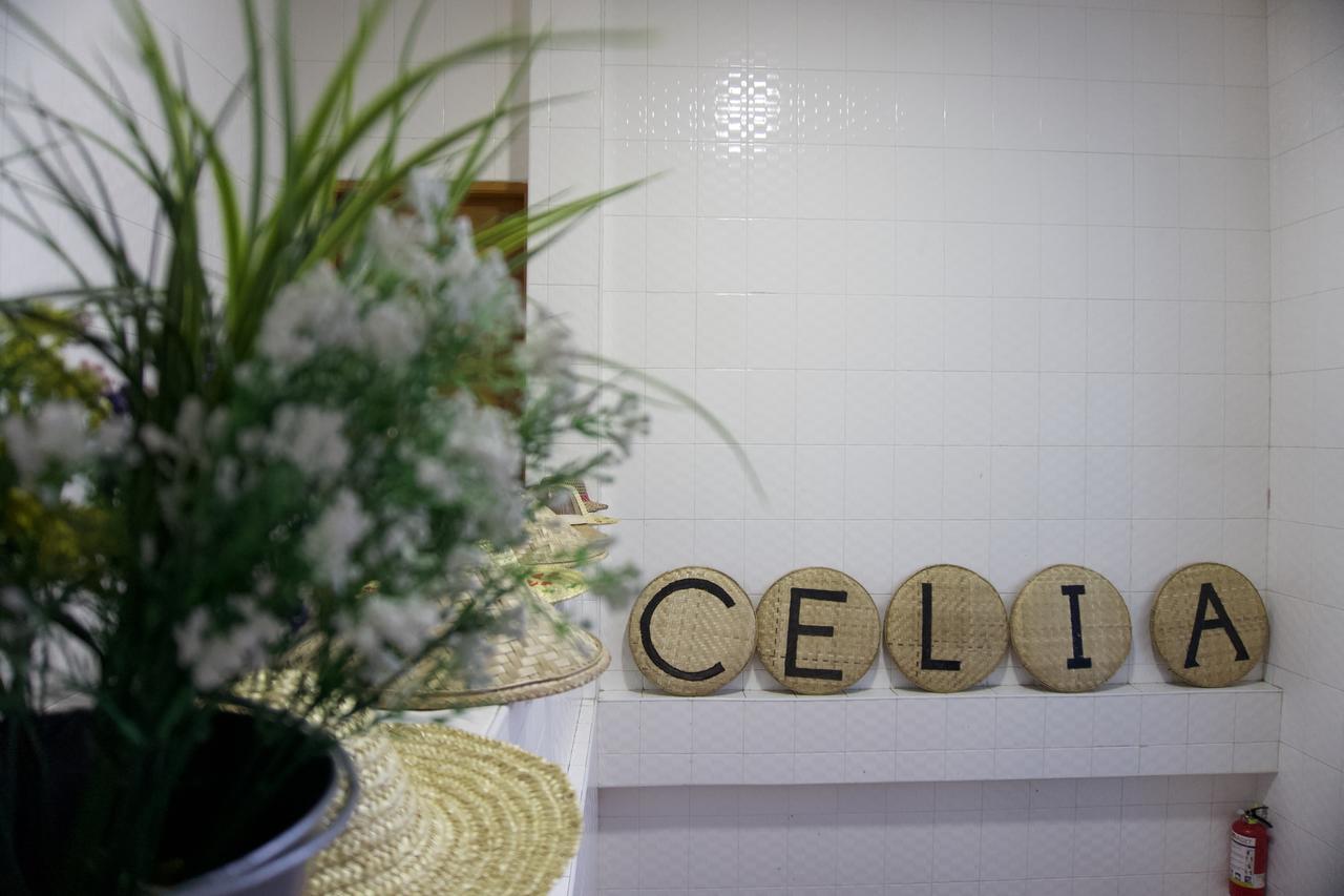 Celia Hostel Μανταλέι Εξωτερικό φωτογραφία