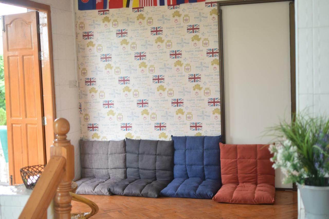 Celia Hostel Μανταλέι Εξωτερικό φωτογραφία