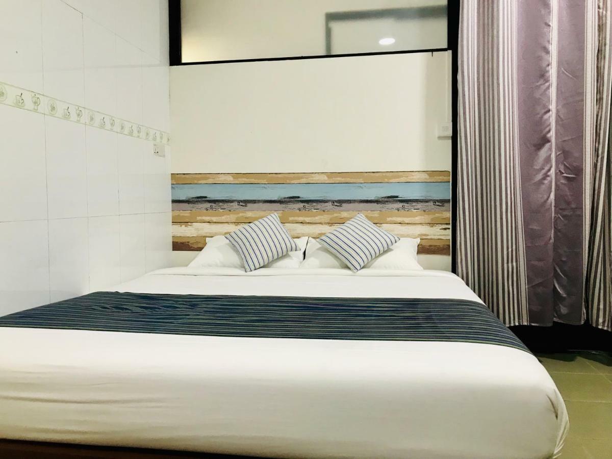 Celia Hostel Μανταλέι Εξωτερικό φωτογραφία
