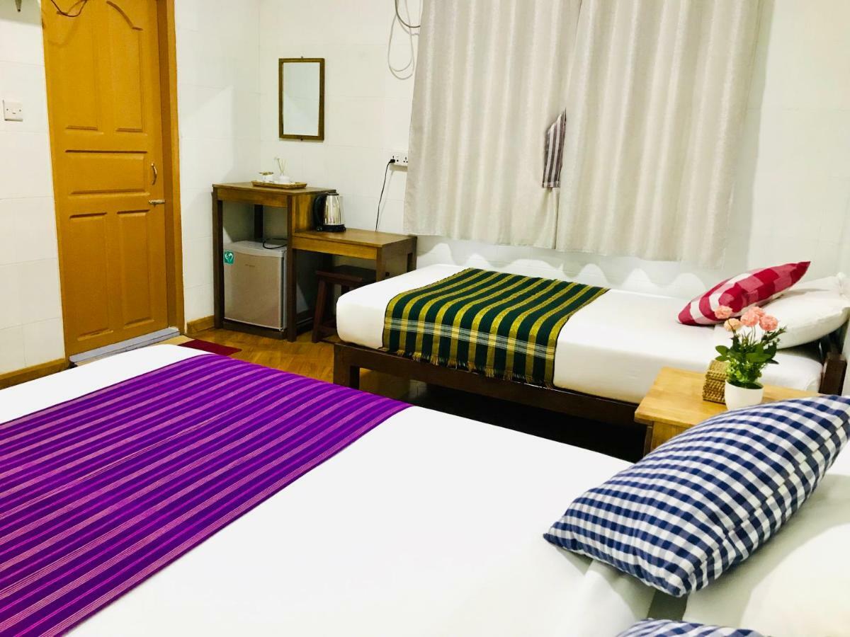 Celia Hostel Μανταλέι Εξωτερικό φωτογραφία