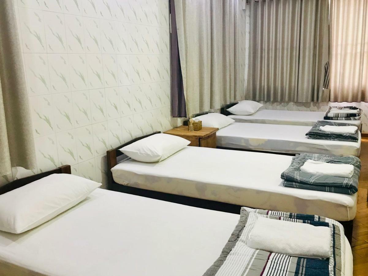 Celia Hostel Μανταλέι Εξωτερικό φωτογραφία